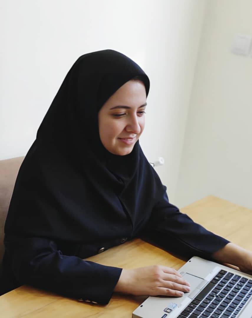 تصویر پرسنلی مهندس فاطمه یوسفی
